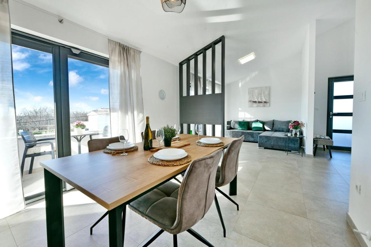 R2 Apartment By Residence Rudan Vižinada Exterior foto
